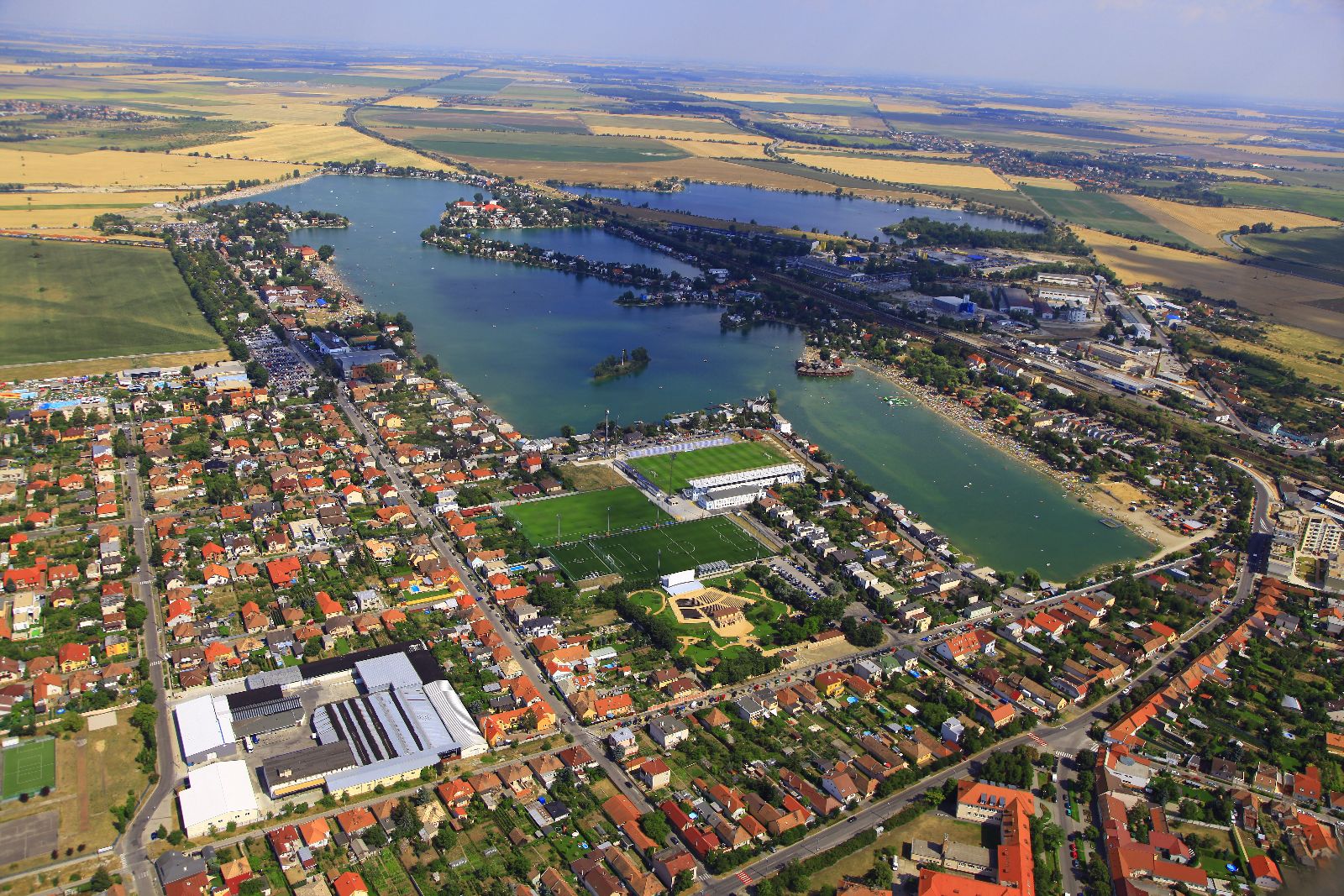 Ponuka nehnuteľností v Senci - Byty, domy, pozemky Senec